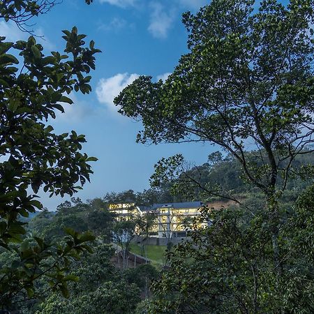 Hotel Hostess Thekkady Esterno foto