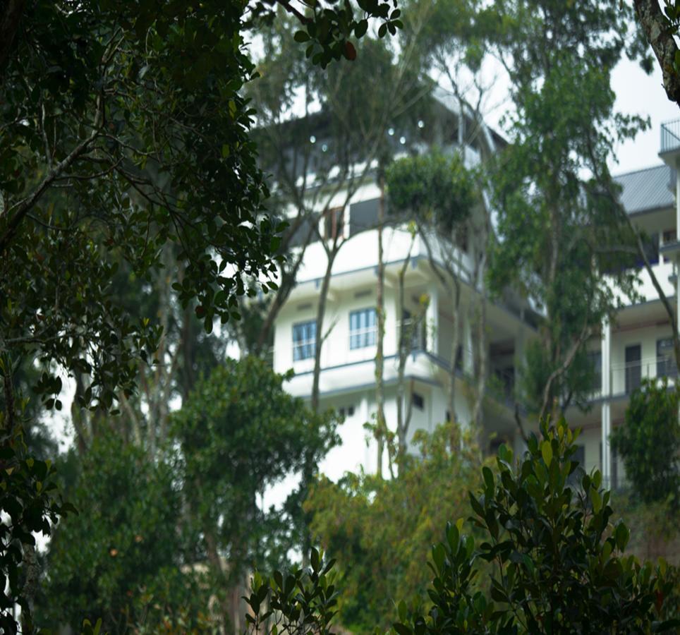Hotel Hostess Thekkady Esterno foto